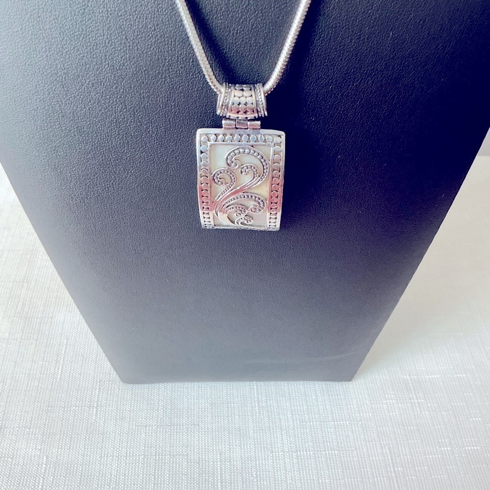 Mother-of-Pearl Swirl Design Silver Tone Pendant Necklace
